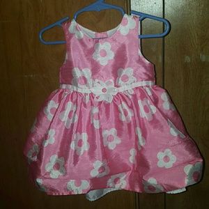 Pretty as a daisy dress